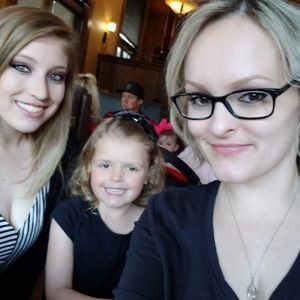 Meet your Posher, Breanna